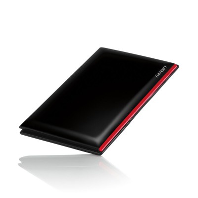1 - Shiseido Synchro Skin Invisible Silk Pressed Powder