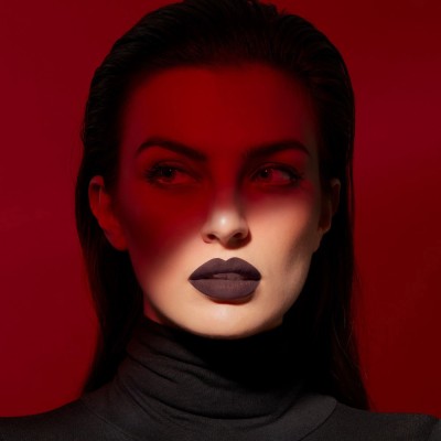 1 - Deborah Milano Red Mat 2 Dark Brown
