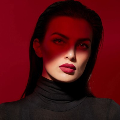 1 - Deborah Milano Red Mat 34 Red In Winter