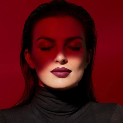 1 - Deborah Milano Red Mat 35 Wine