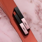 1 - Yves Saint Laurent Rouge Pur Couture The Slim Glow Matte, N°205, Secret Rosewood