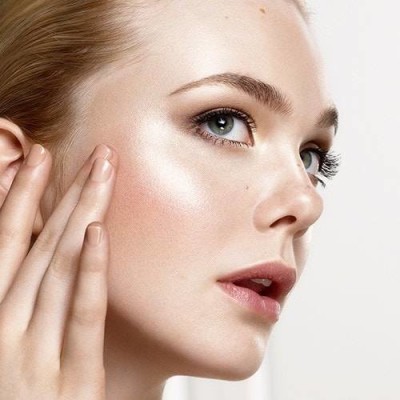 1 - L’Oréal Paris Make-Up Designer Glow Mon Amour 02 Bellini