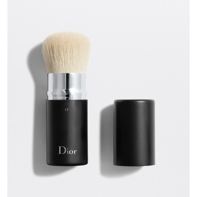 1 - Dior Backstage Kabuki Brush N°17