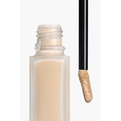 2 - CHANEL Ultra Le Teint Le Correcteur concealer makeup 8.5 g B10