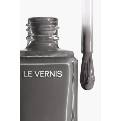2 - CHANEL Le Vernis nail polish 13 ml Gloss
