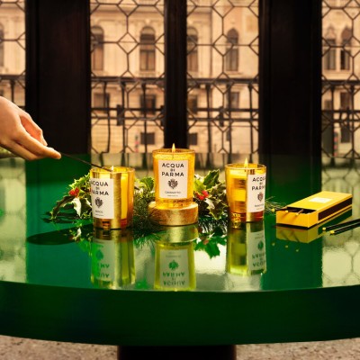 1 - Acqua di Parma Bosco wax candle Round Cedarwood, Eucalyptus, Pine, Wood Gold, Yellow 1 pc(s)
