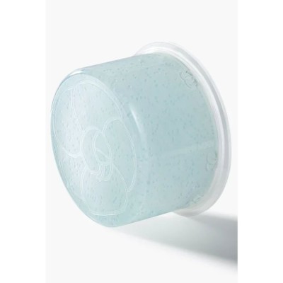 2 - CHANEL Hydra Beauty Micro Gel Crème Refill face moisturizer Women 50 ml All ages