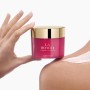 3 - Carolina Herrera La Bomba body moisturizer Women 200 ml