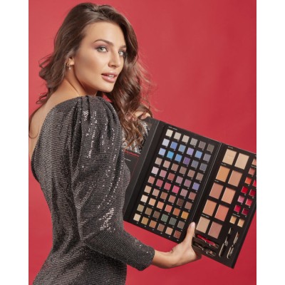 1 - Deborah Milano Make Up Book Vol 4