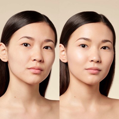 1 - Givenchy Prisme Libre Skin-Caring Glow C180 30ml