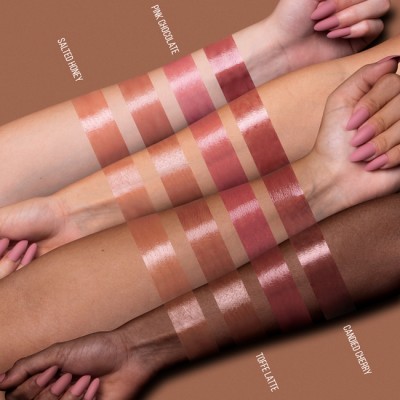 1 - Mulac Cosmetics Lip Toy 02 Toffee Latte