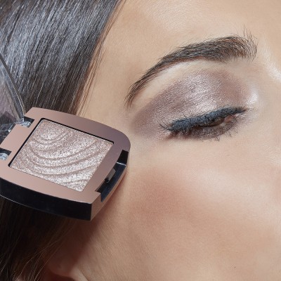 1 - Deborah Milano Ombretto Color Lovers Warm Taupe 4