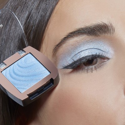 1 - Deborah Milano Color Lovers Eyeshadow 6 Light Blue Sky