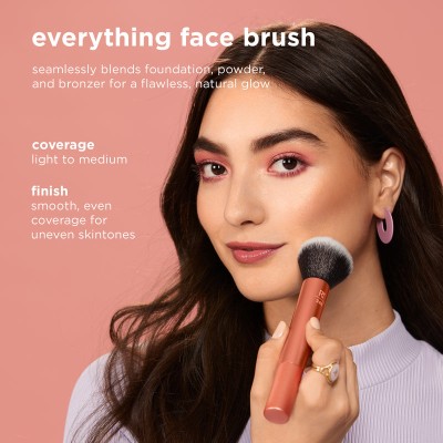 1 - Real Techniques Everything Face Makeup Brush