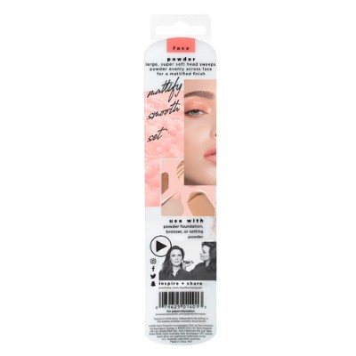 1 - Real Techniques Powder Brush
