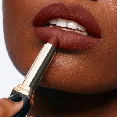 1 - L’Oréal Paris Color Riche Nudes of Worth Matte Worth It 570 Worth it Intense 1.8g