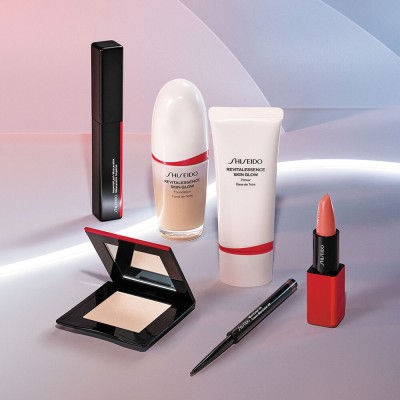 1 - Shiseido Revitalessence Skin Glow Primer 30 ml