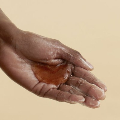 1 - L'Occitane Almond Shower Scrub 200ml