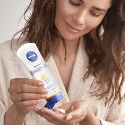 1 - NIVEA Crema Mani 3in1 Anti-Età 100 ml