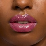 8 - Rimmel Lip Latex 300 Main Character