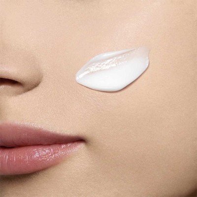 1 - Clarins Hydra-Essentiel face moisturizer Women 15 ml Cream