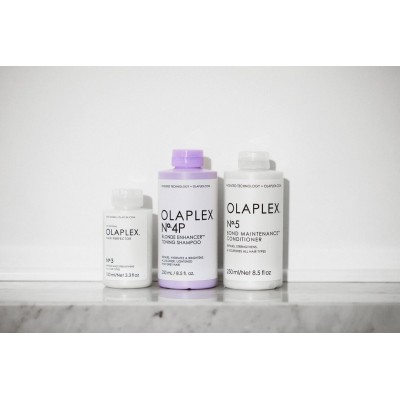 1 - Olaplex No. 4-P Blonde Enhancer Toning Shampoo 250 ml