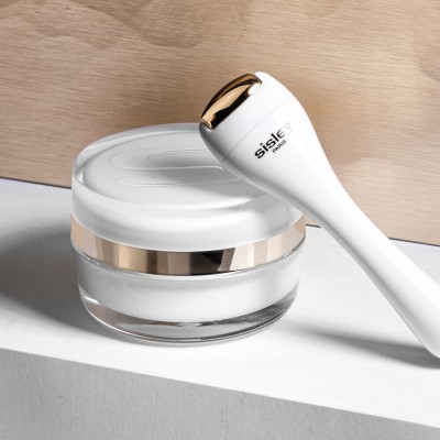 1 - Sisley Sisleÿa L'Intégral Anti-Âge Crème Contour des Yeux et des Lèvres 15ml