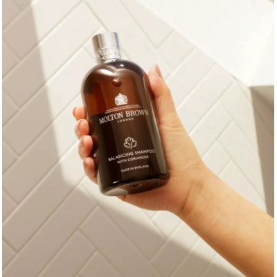 1 - Molton Brown Balancing Shampoo With Coriander 300ml