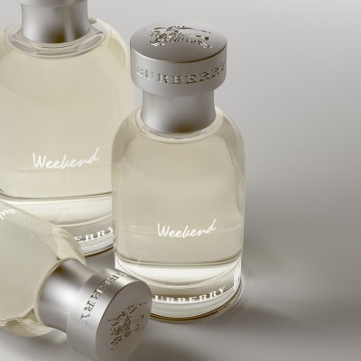 1 - Burberry Weekend Eau De Toilette 50ml