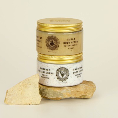 1 - Panier des Sens Smoothing body scrub - Renewing Grape 280g