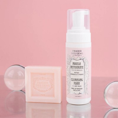 1 - Panier des Sens Solid Face Wash extra-mild Radiant Peony 100g