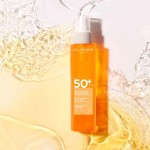 1 - Clarins Sun Spray SPF50 Protezione solare in spray Corpo 50 Adulti