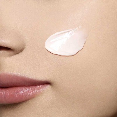 1 - Clarins Nutri-Lumière Giorno, 50 ml