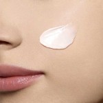 1 - Clarins Nutri-Lumière Giorno, 50 ml