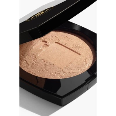 2 - CHANEL Éclat Lunaire - Exclusive Creation terra 887 Or Rose