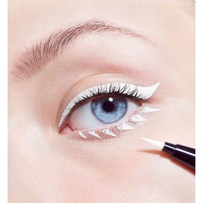 2 - Dior Diorshow On Stage Liner 001 Matte White