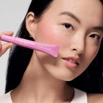 4 - Estée Lauder Futurist Blushmaker Dewy Cheek Tint Liquid Blush 01 Meet Cute 10 ml