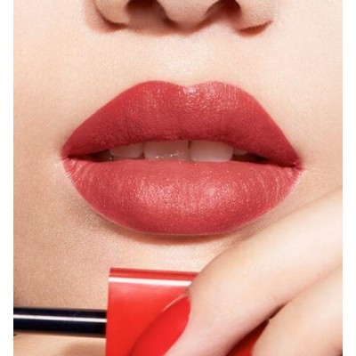 2 - Dior Rouge Ultra Care Liquid 635 Ecstase