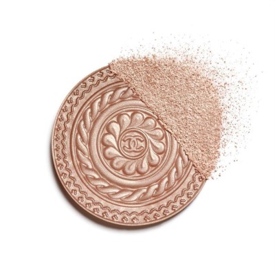 2 - CHANEL Eclat Magnetique De Metal Peach 10g