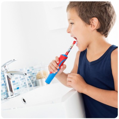 1 - Oral-B Stages Power Kids Spazzolino elettrico con Disney Cars & Planes
