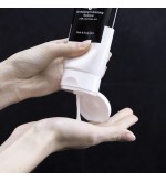 4 - Sisley Soin Lavant Revitalisant Volumateur à l'Huile de Camélia 200 ml