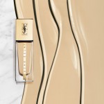 2 - Yves Saint Laurent Touche Éclat Le Teint B20 Ivory 25ml