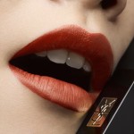 4 - Yves Saint Laurent Rouge Pur Couture The Slim Velvet Radical 305 Orange Surge