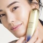 5 - Shiseido Vital Perfection LiftDefine Radiance Serum 80 ml