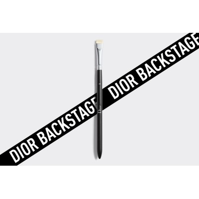 2 - Dior Backstage Eyeliner Brush N°24