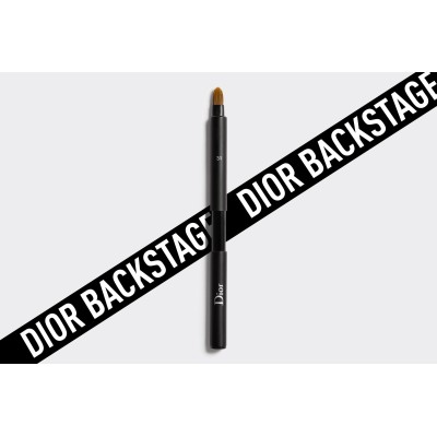 2 - Dior Backstage Retractable Lip Brush N°31