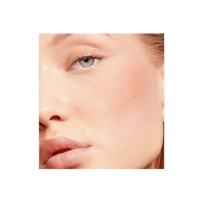 2 - Dior Backstage Rosy Glow 004 Coral