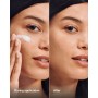 3 - Clinique UV Solutions Hydrating Sunscreen SPF 50 Crema per la protezione solare Viso Adulti