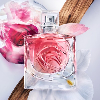 3 - Lancôme La Vie Est Belle Rose Extraordinaire Eau De Parfum 30 ml
