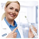 7 - Oral-B FlossAction 80338475 testina per spazzolino 2 pz Bianco